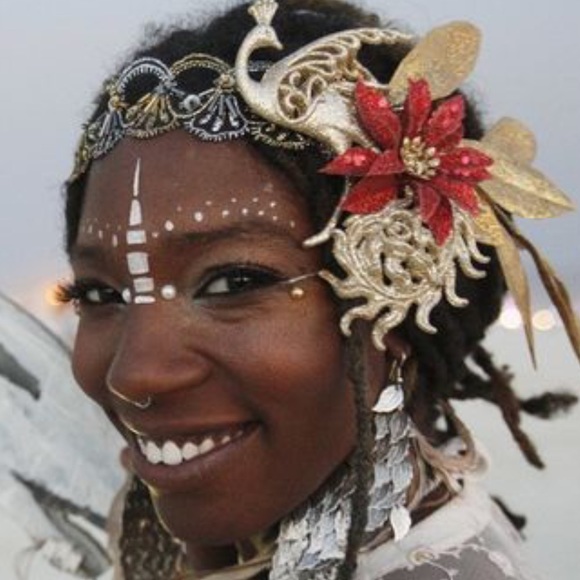 Meet your Posher, Tonya - Picture 1 of 1